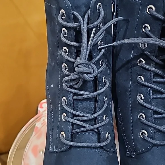 B Journee Collection style NEW w/o Box or tags Women's Baylor boots suede sz 7 - Picture 3 of 11